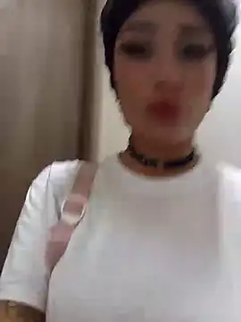 Snapshot of Anie_Milan chatting on 11/20/25, 03:50 Anie Milan online show from 11/20/25, 03:50