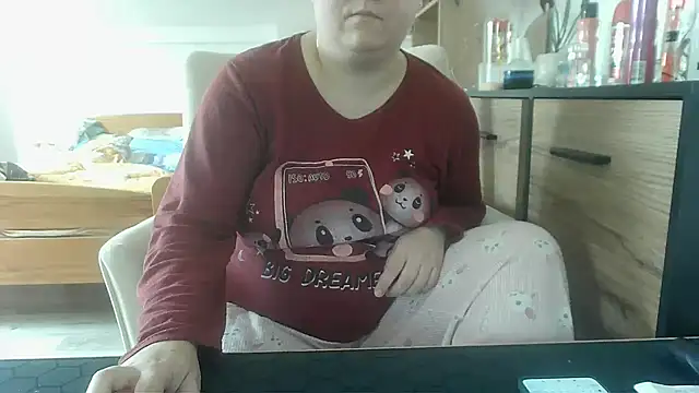 ReifeVenna online show from 02/05/25, 08:21