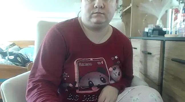 ReifeVenna online show from 02/17/25, 09:03