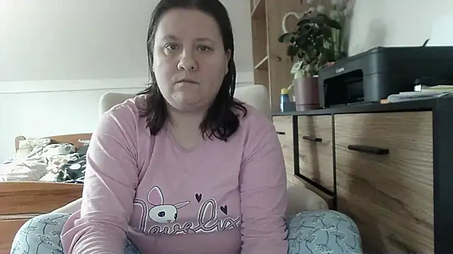 ReifeVenna online show from 11/15/25, 08:11