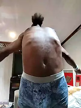 Snapshot of Chocolate_factory_man chatting on 01/02/25, 07:01 Chocolate factory man online show from 01/02/25, 07:01