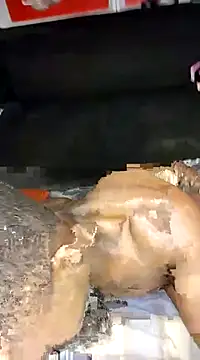 Snapshot of Chocolate_factory_man chatting on 01/27/25, 01:26 Chocolate factory man online show from 01/27/25, 01:26