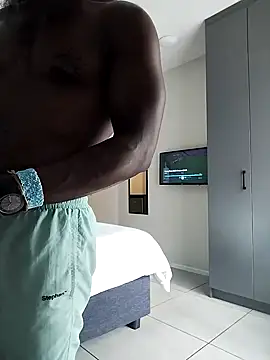 Snapshot of Chocolate_factory_man chatting on 02/01/25, 02:13 Chocolate factory man online show from 02/01/25, 02:13