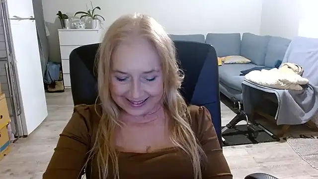 Snapshot of sofia_xkiss chatting on 01/09/25, 05:43 sofia xkiss online show from 01/09/25, 05:43