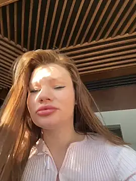 justmila online show from 01/02/25, 09:22