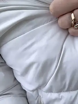 justmila online show from 03/17/25, 02:45