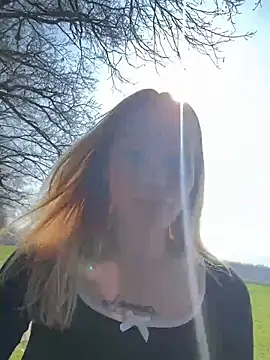 justmila online show from 03/05/26, 10:55