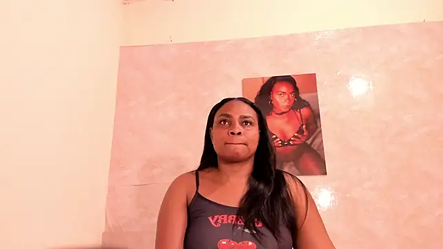 Snapshot of NicolVilla chatting on 04/18/26, 02:10 NicolVilla online show from 04/18/26, 02:10