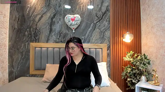 BellaPeers  online show from 02/16/25, 11:59