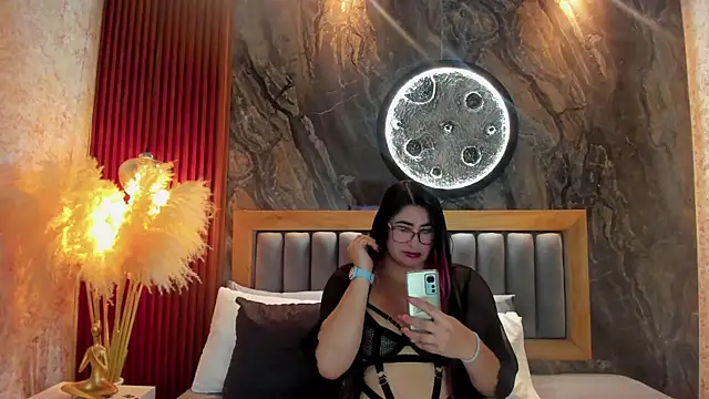 BellaPeers  online show from 11/21/25, 12:04