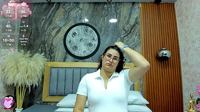 BellaPeers  online show from 04/11/26, 11:36