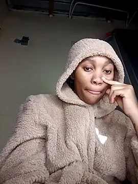 Shria107 online show from 10/13/25, 10:10