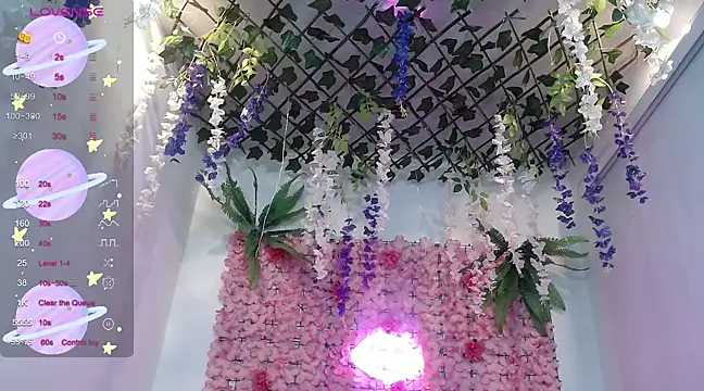 Snapshot of BLONDE_SEXYHOT chatting on 03/21/25, 01:02 BLONDE SEXYHOT online show from 03/21/25, 01:02