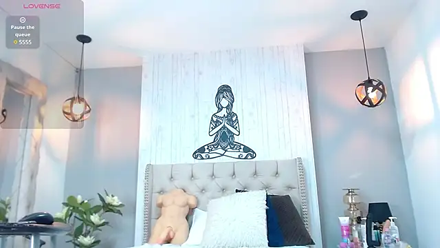 natasha cortez online show from 03/03/25, 04:14