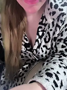 hayattt567 online show from 03/22/26, 09:34