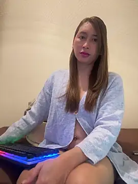 cieloadriano2024 online show from 11/21/25, 02:05