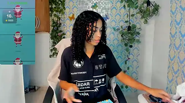 sasha fox00 online show from 12/13/24, 06:16