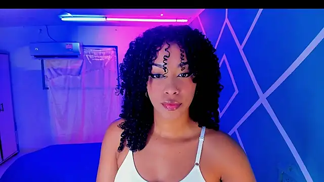 sasha fox00 online show from 10/05/25, 03:05