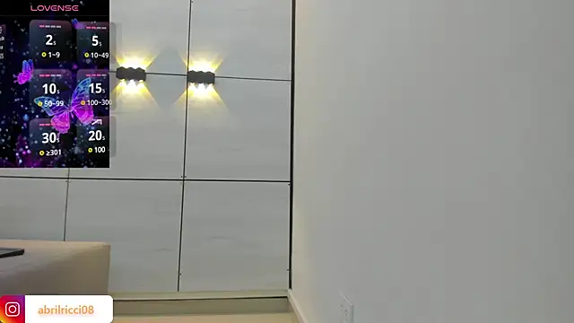 Snapshot of abril_ricci chatting on 01/24/25, 03:11 abril ricci online show from 01/24/25, 03:11