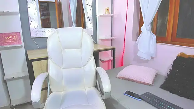 Snapshot of abril_ricci chatting on 02/04/25, 02:39 abril ricci online show from 02/04/25, 02:39