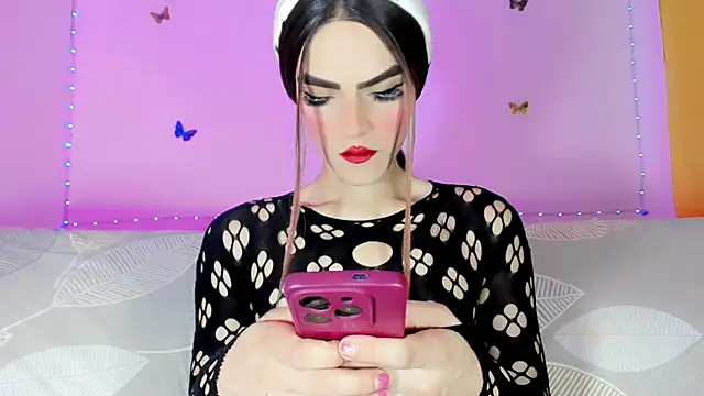 Snapshot of TatiGil chatting on 05/15/26, 04:36 TatiGil online show from 05/15/26, 04:36