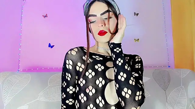 Snapshot of TatiGil chatting on 06/04/26, 08:15 TatiGil online show from 06/04/26, 08:15