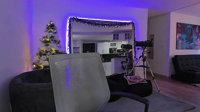 Snapshot of aaroncolombia chatting on 12/03/24, 11:55 aaroncolombia online show from 12/03/24, 11:55