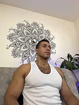 Snapshot of aaroncolombia chatting on 11/01/25, 11:34 aaroncolombia online show from 11/01/25, 11:34