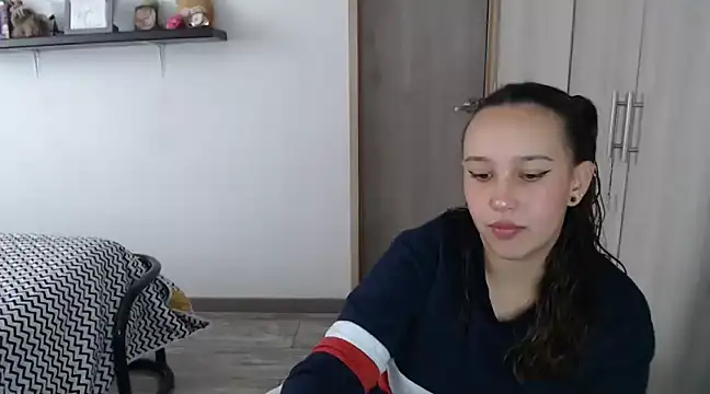 Skarlet Adams28 online show from 12/11/24, 06:42