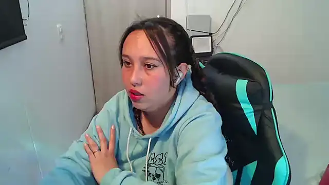 Skarlet Adams28 online show from 11/27/25, 10:23