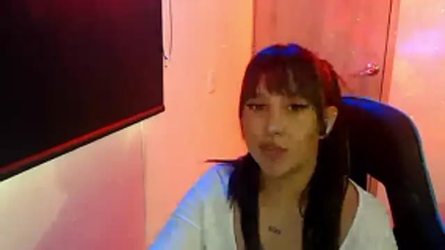 Skarlet Adams28 online show from 06/02/26, 07:27