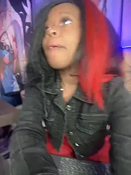 Snapshot of Thyana_LS chatting on 01/19/25, 01:01 Thyana LS online show from 01/19/25, 01:01