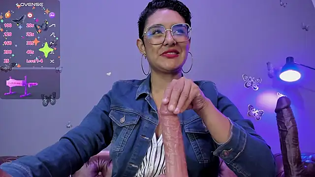 Snapshot of Kaira_mosse chatting on 02/01/25, 11:54 Kaira mosse online show from 02/01/25, 11:54