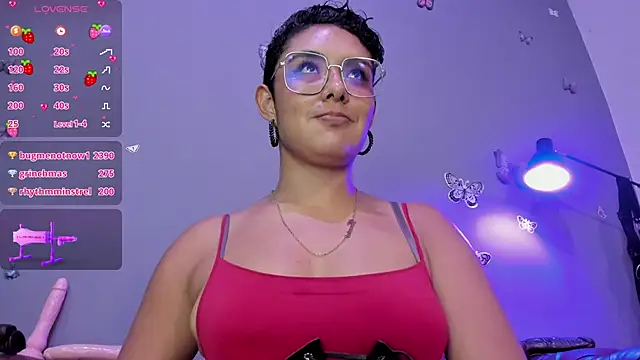 Snapshot of Kaira_mosse chatting on 02/02/25, 05:37 Kaira mosse online show from 02/02/25, 05:37