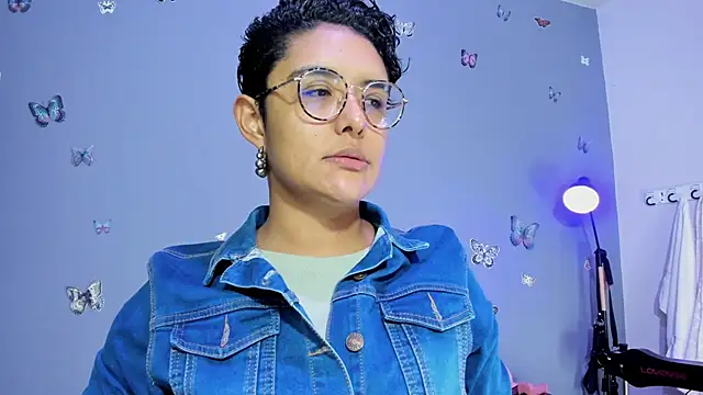 Snapshot of Kaira_mosse chatting on 11/04/25, 11:09 Kaira mosse online show from 11/04/25, 11:09