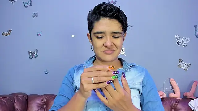 Snapshot of Kaira_mosse chatting on 11/20/25, 11:43 Kaira mosse online show from 11/20/25, 11:43