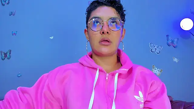 Kaira mosse online show from 01/18/26, 11:58