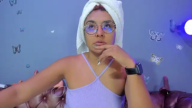 Kaira mosse online show from 03/25/26, 12:00