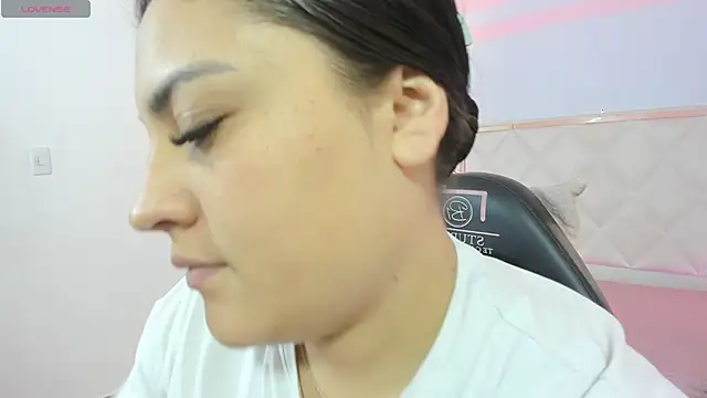 Brendda tay online show from 03/23/26, 03:21