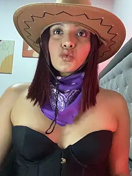 Melanyprada online show from 10/26/25, 03:34