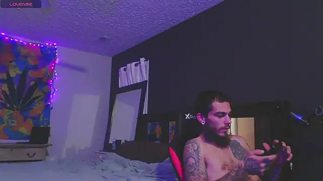 XMeF10 online show from 12/10/24, 01:54