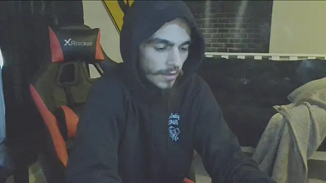 XMeF10 online show from 03/02/25, 01:05