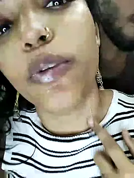 Snapshot of Dirty_couple_11 chatting on 02/16/25, 11:49 Dirty couple 11 online show from 02/16/25, 11:49