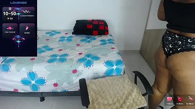 miajoseph  online show from 09/22/25, 04:25