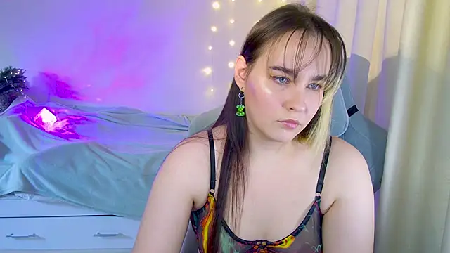 Snapshot of Rosie_Nana chatting on 01/22/25, 05:28 Rosie Nana online show from 01/22/25, 05:28