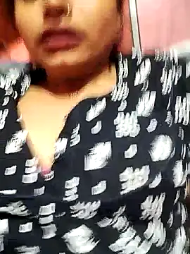 Shivani Mumbai85 online show from 02/26/25, 04:45