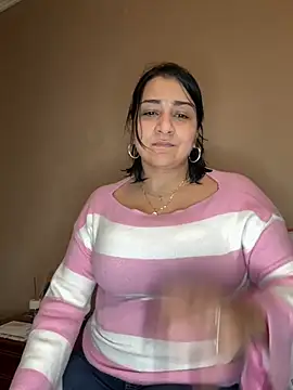 Snapshot of paulinaDiaz1 chatting on 01/25/25, 09:14 paulinaDiaz1 online show from 01/25/25, 09:14