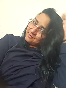paulinaDiaz1 online show from 05/06/26, 01:27