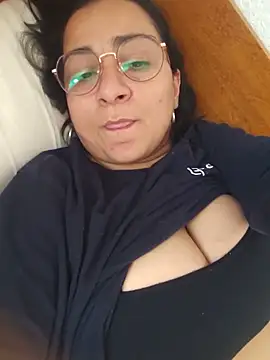 paulinaDiaz1 online show from 05/19/26, 01:06