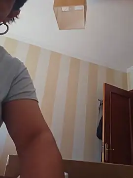 paulinaDiaz1 online show from 05/23/26, 08:40